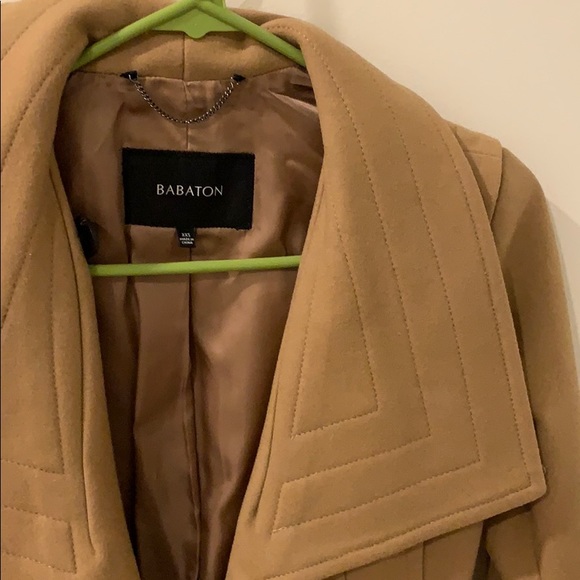 Camel Babaton Coat *note belt loops are thread bare but functional* - Picture 3 of 6